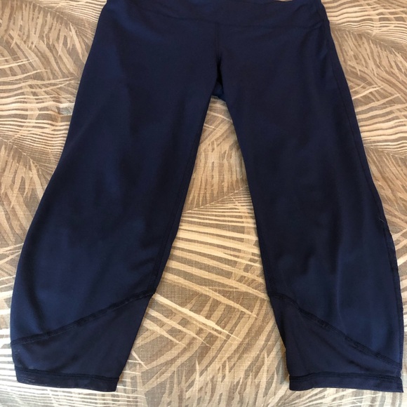 Gapfit Capris - Picture 2 of 4
